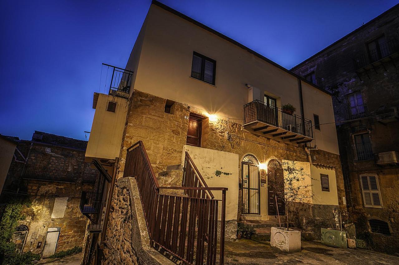 Hotel Casa Lerux Agrigento Exterior foto